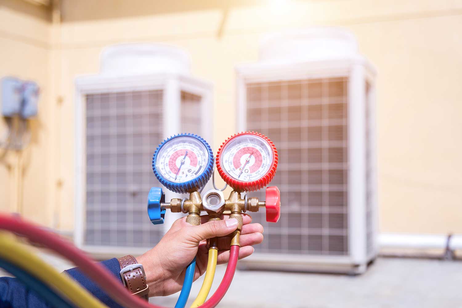 Husband installs HVAC systems all day, without any AC for himself